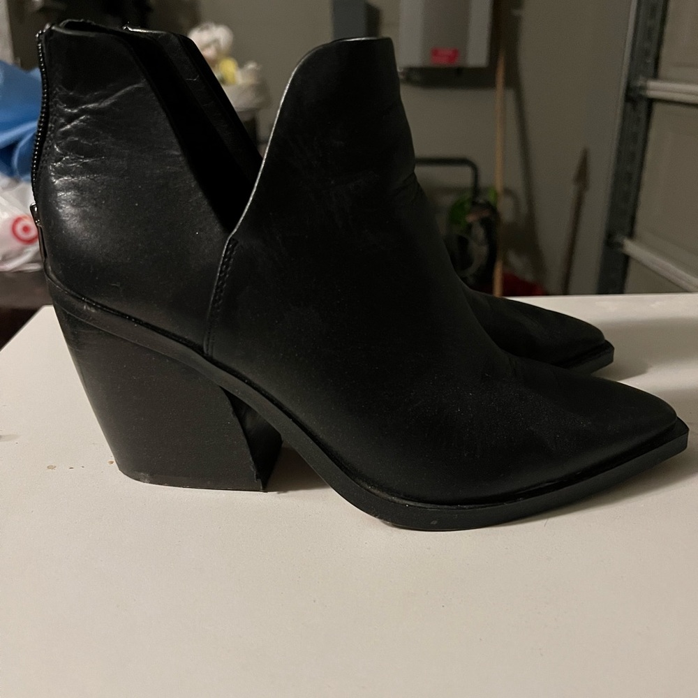 Vince camuto black booties